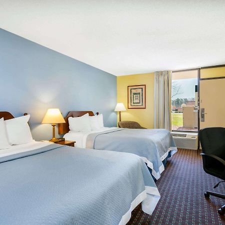 Days Inn By Wyndham Mocksville Exterior foto